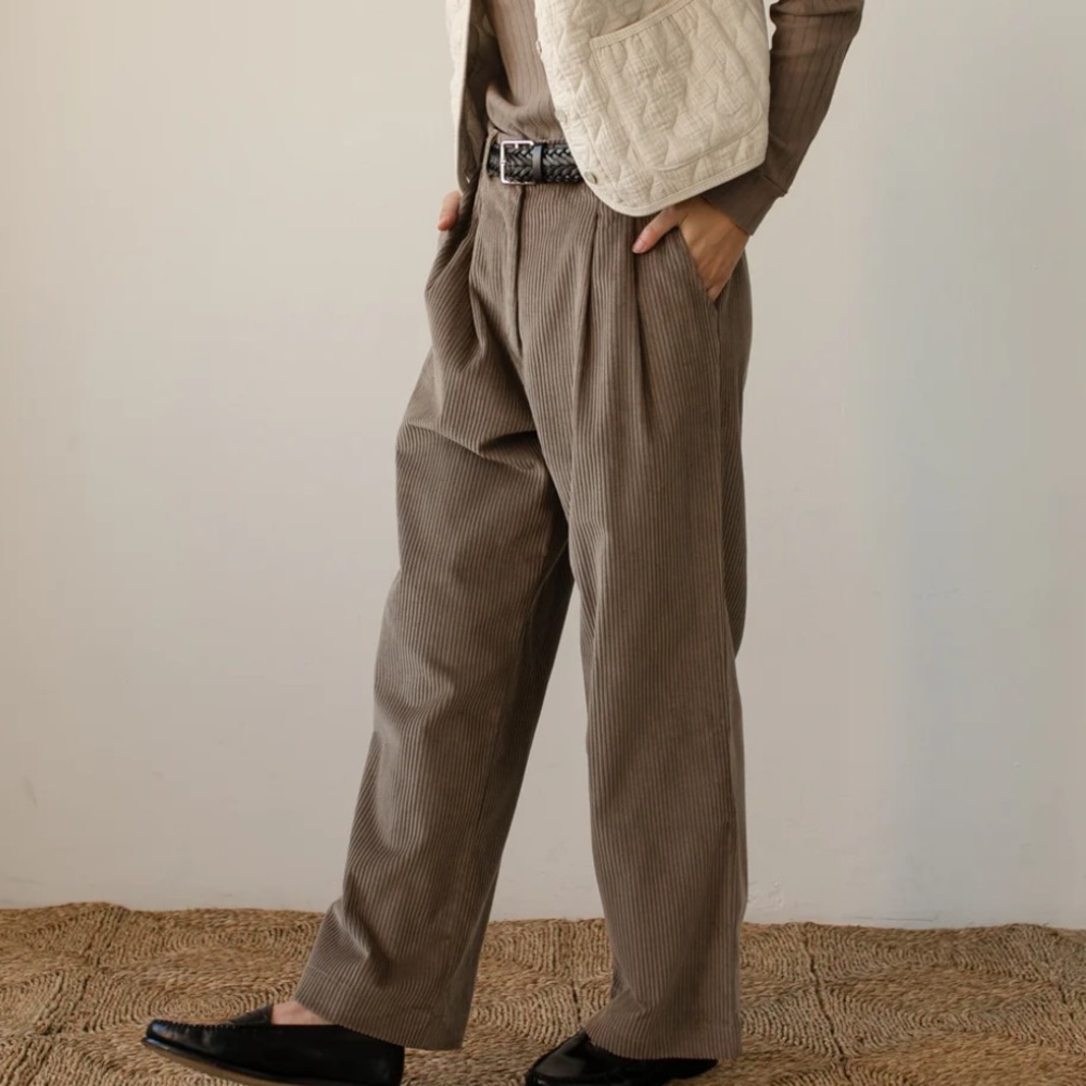 DONNI The Cord Pleated Trouser